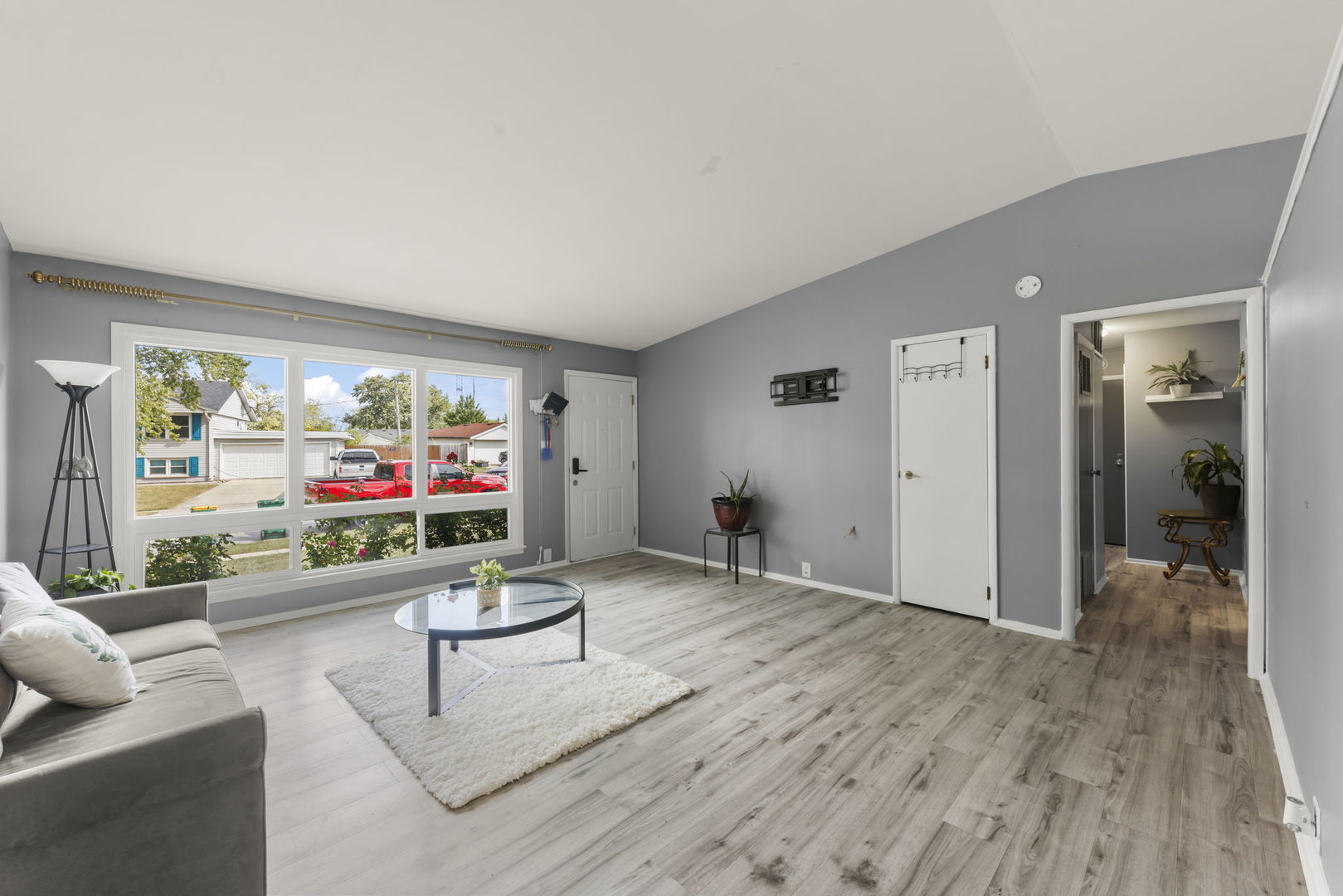 436 Clifton Avenue, Romeoville, IL 60446