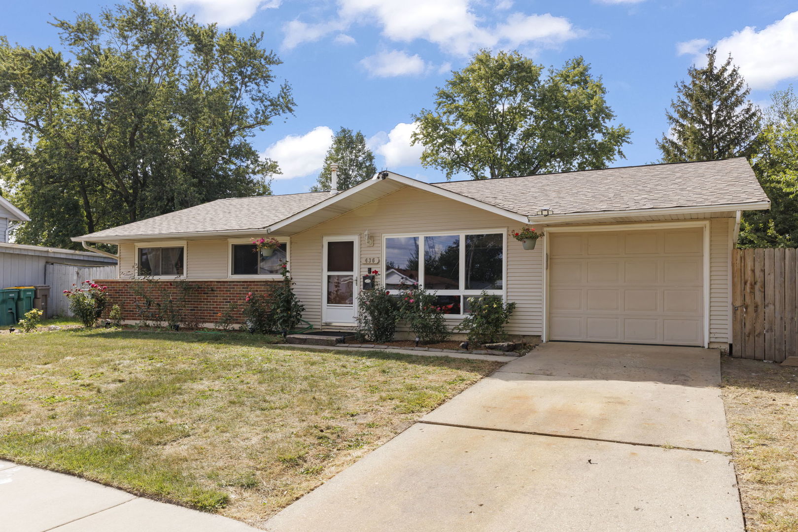 436 Clifton Avenue, Romeoville, IL 60446