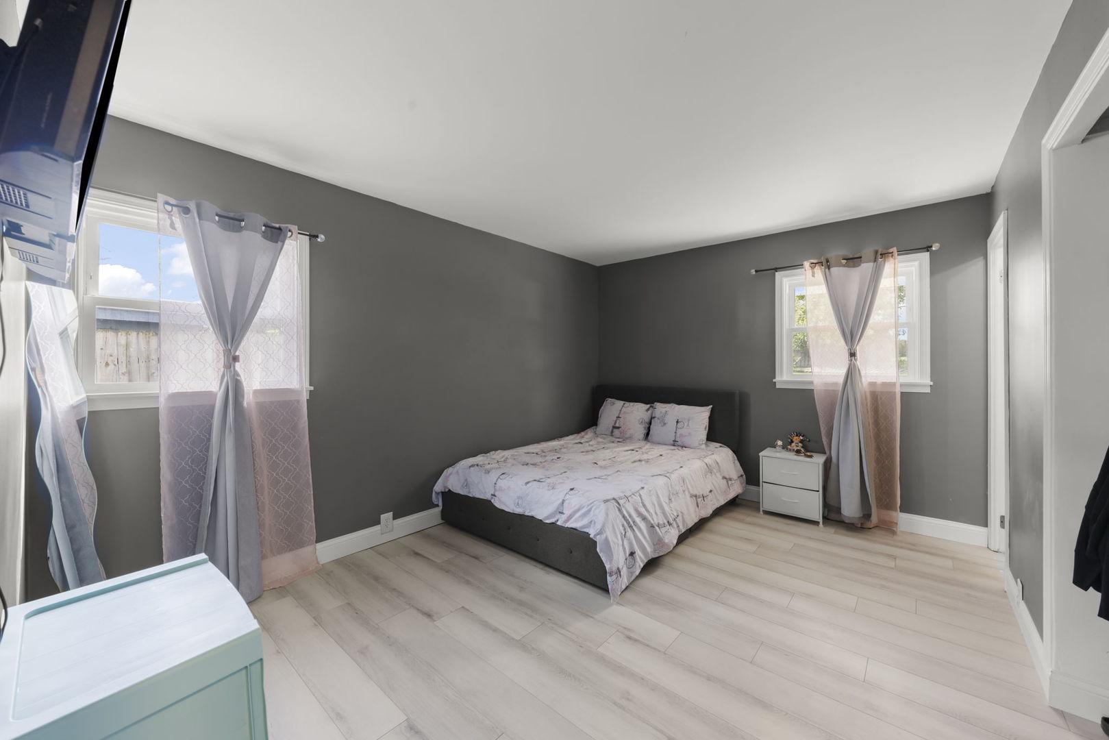 436 Clifton Avenue, Romeoville, IL 60446