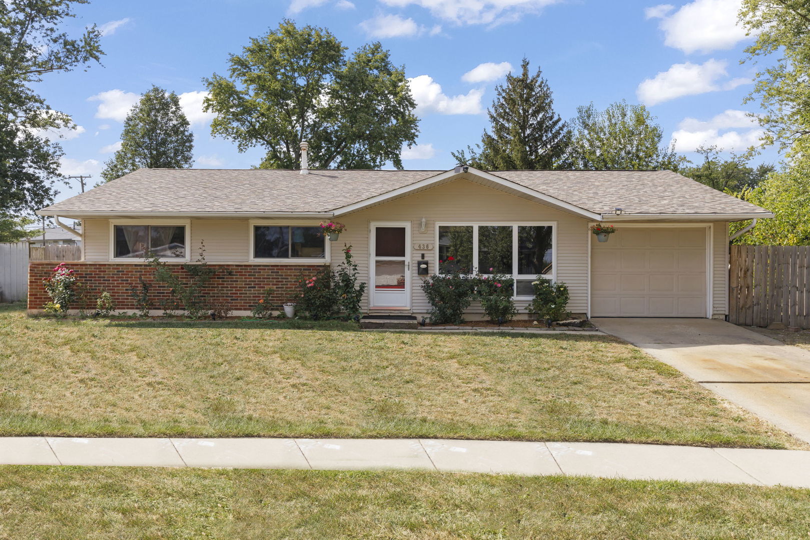 436 Clifton Avenue, Romeoville, IL 60446
