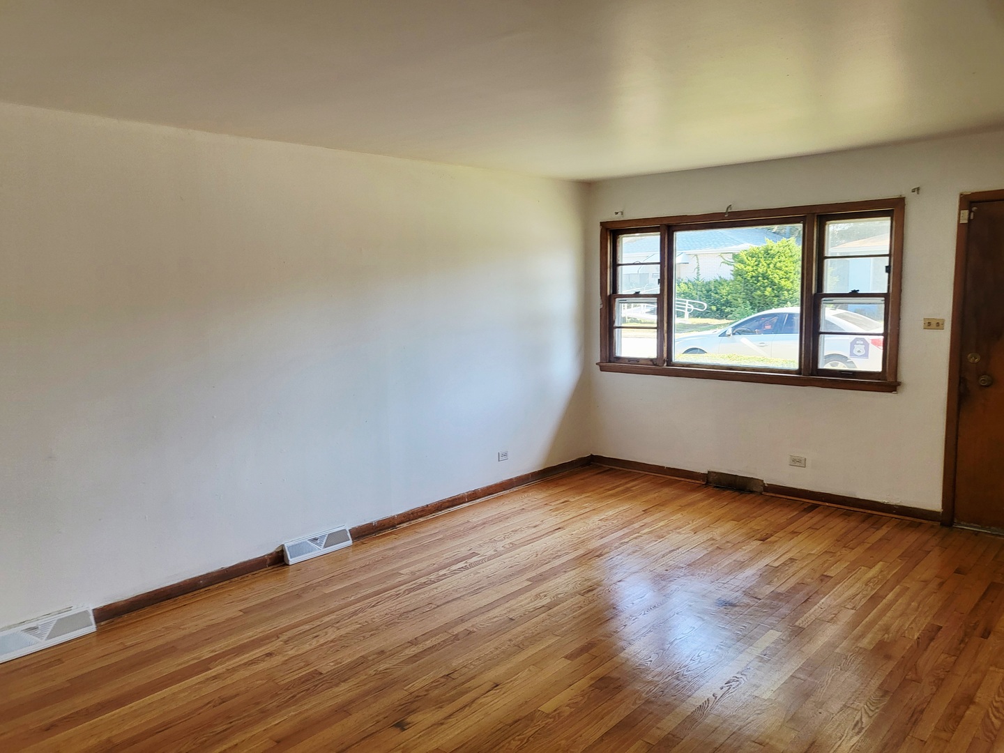 708 May Street, Calumet City, IL 60409