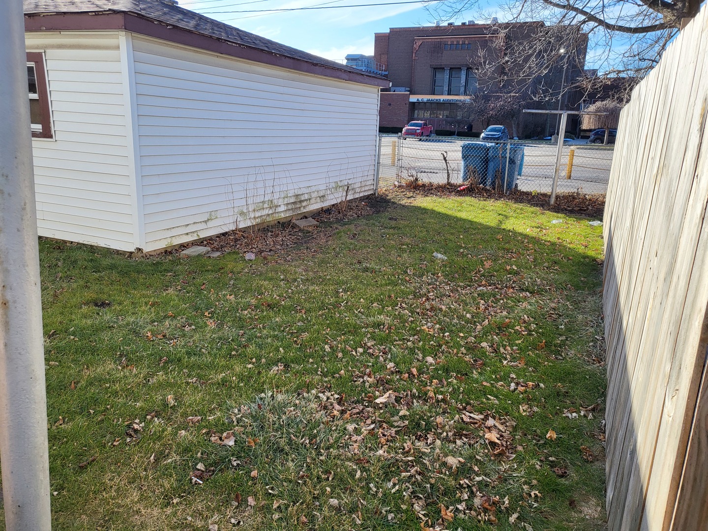 708 May Street, Calumet City, IL 60409