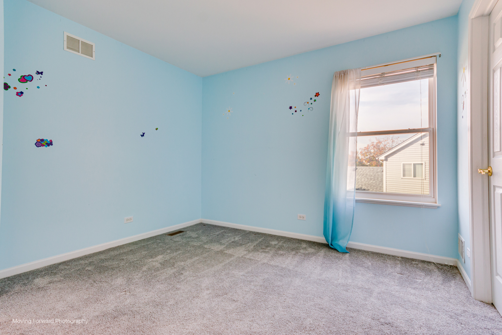 6074 Frank Drive, Hoffman Estates, IL 60192