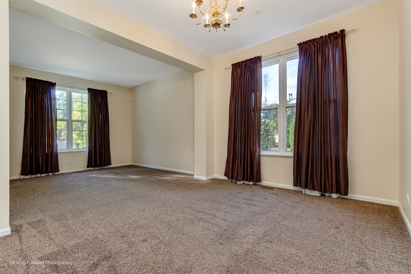 6074 Frank Drive, Hoffman Estates, IL 60192