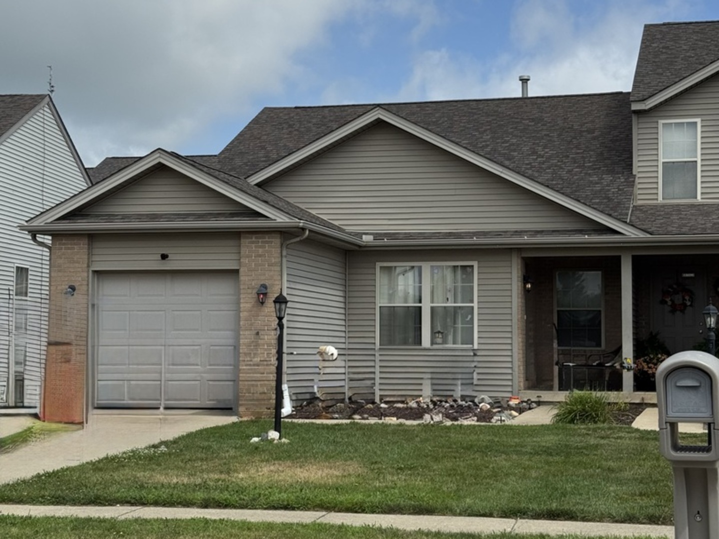 3836 Balmoral Drive #3836, Champaign, IL 61822