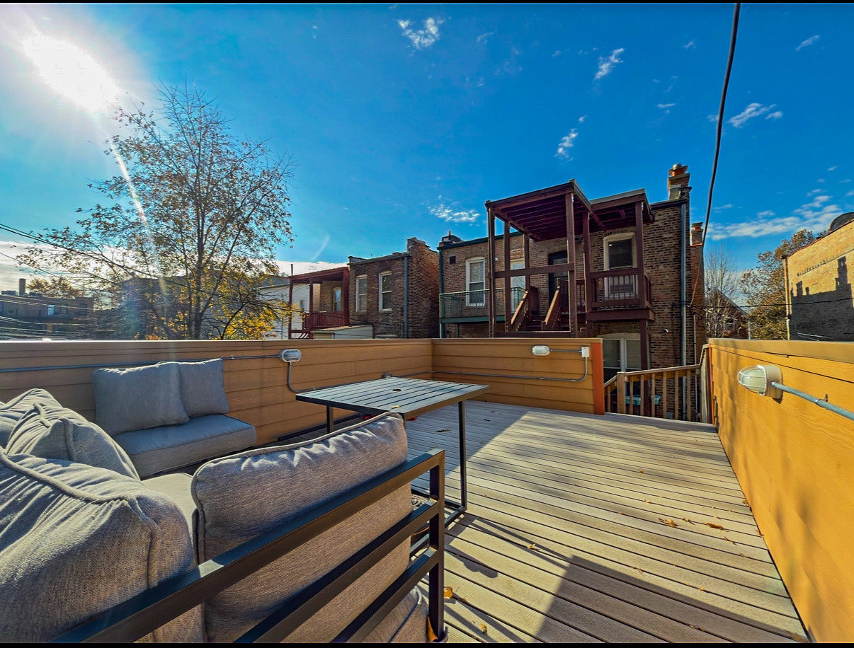 4925 S Champlain Avenue #2, Chicago, IL 60615