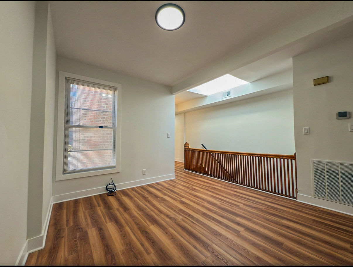 4925 S Champlain Avenue #2, Chicago, IL 60615