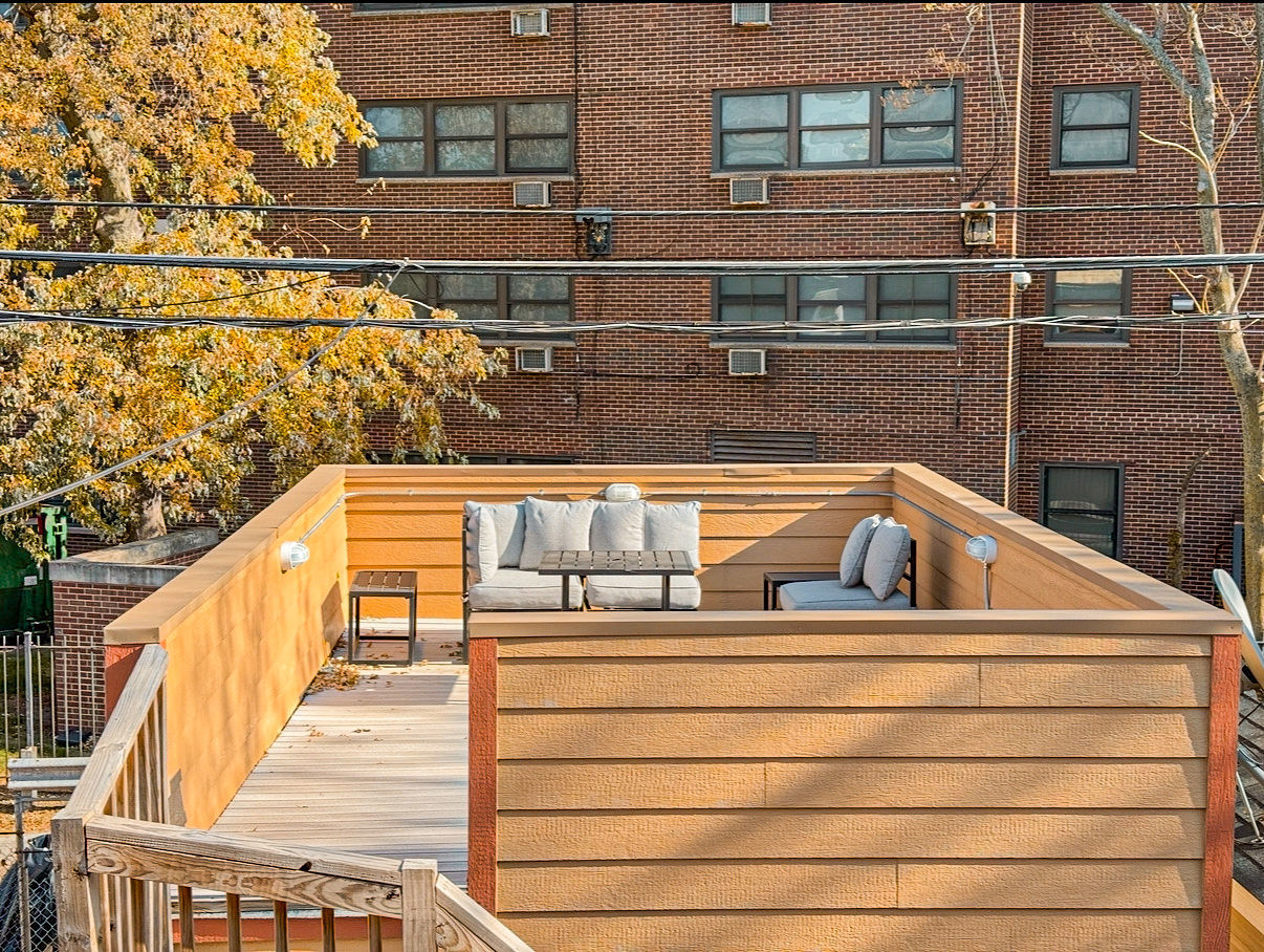 4925 S Champlain Avenue #2, Chicago, IL 60615