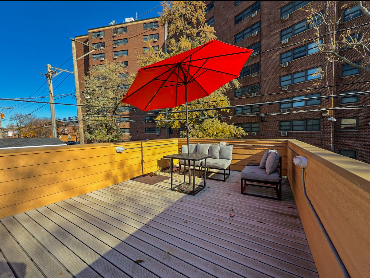 4925 S Champlain Avenue #2, Chicago, IL 60615