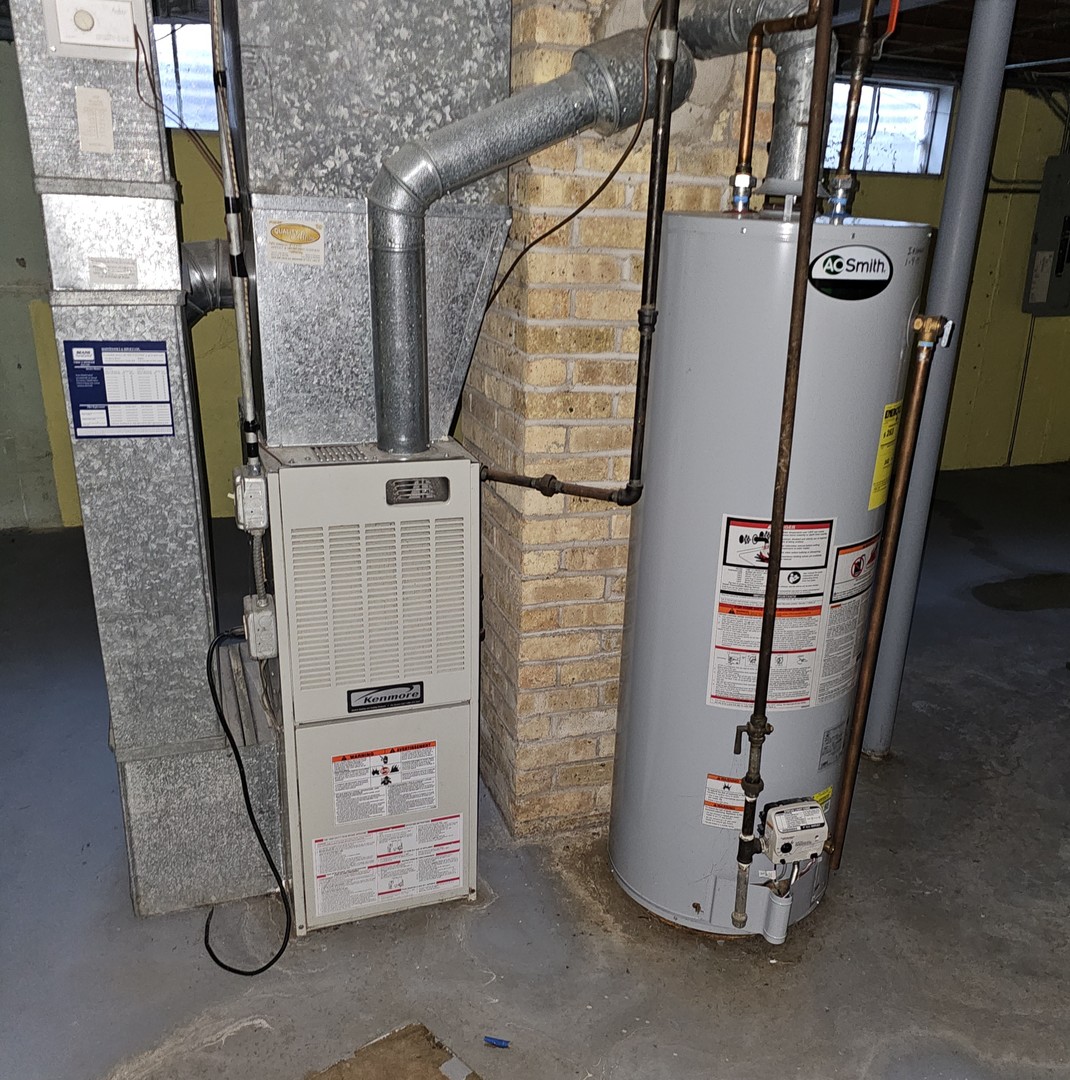 1291 Phoenix Drive, Des Plaines, IL 60018