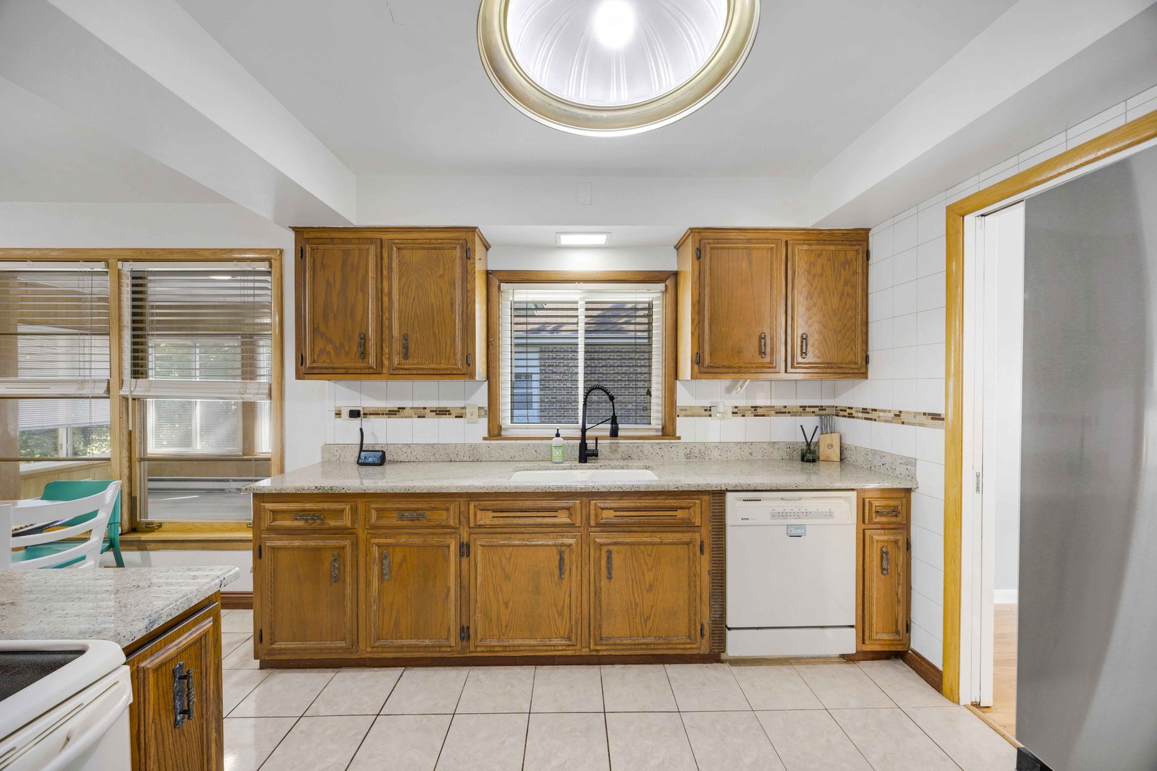 2307 Flossmoor Road, Flossmoor, IL 60422