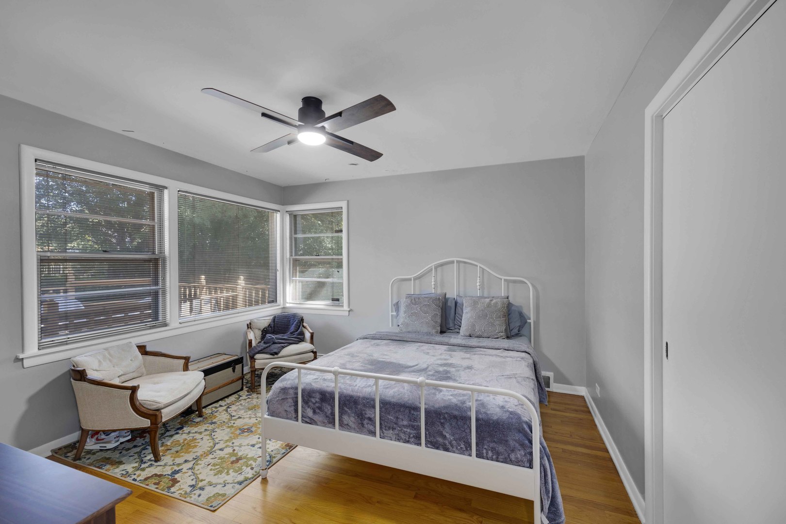 2307 Flossmoor Road, Flossmoor, IL 60422