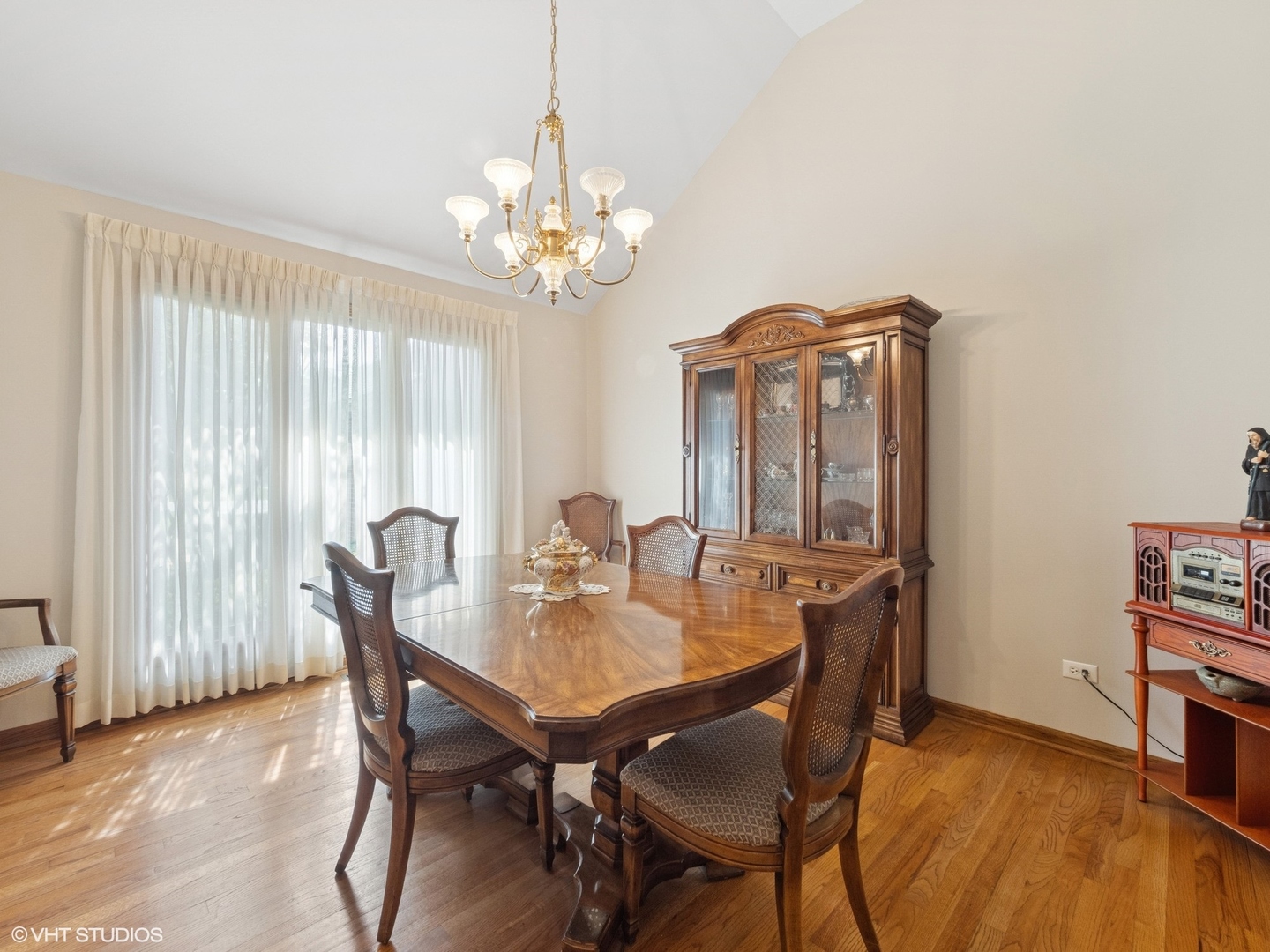 1520 Grant Street, Schaumburg, IL 60193