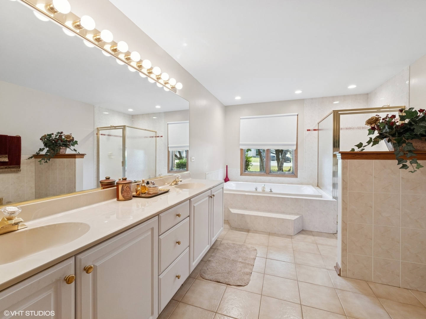 1520 Grant Street, Schaumburg, IL 60193