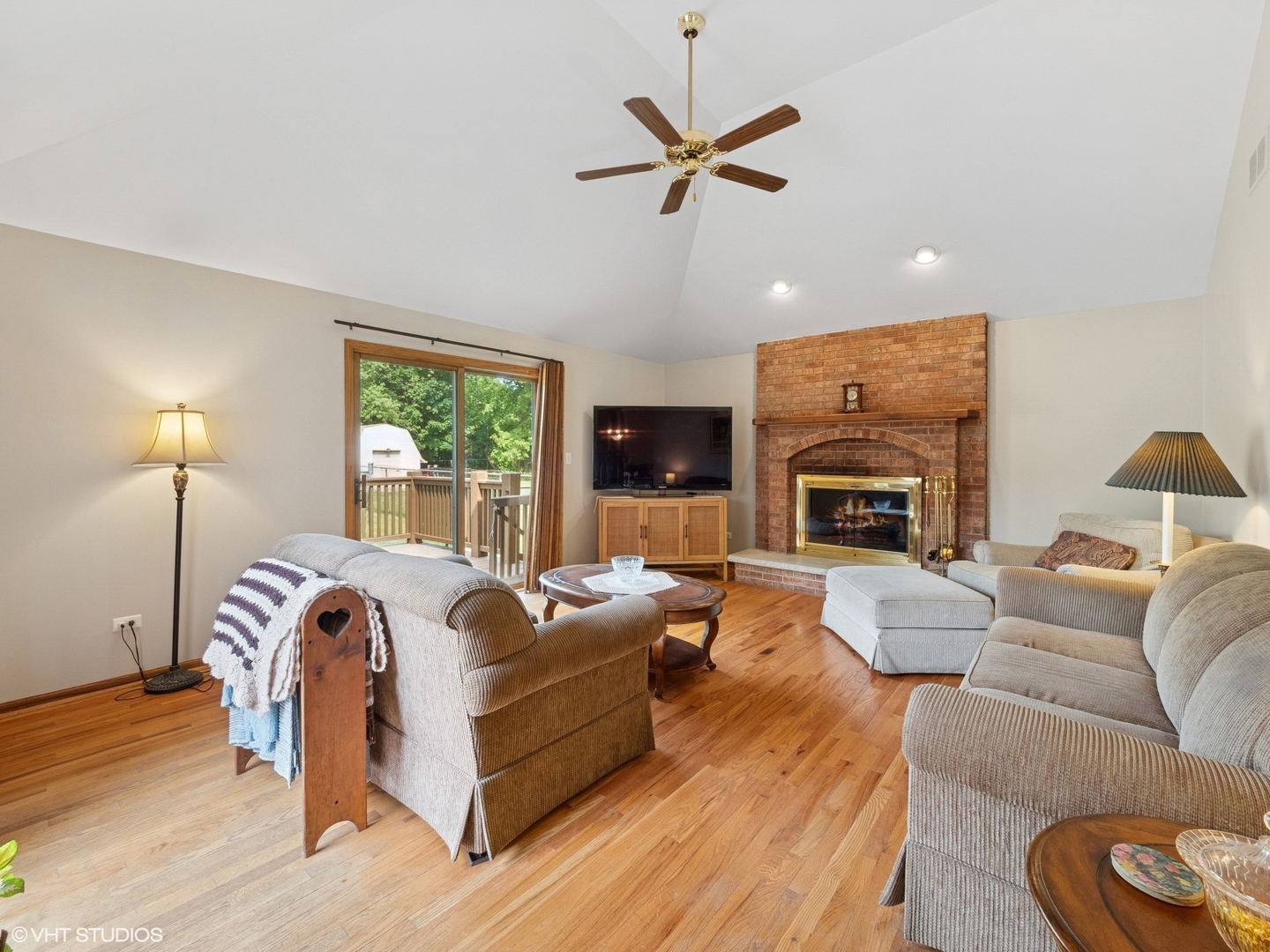 1520 Grant Street, Schaumburg, IL 60193