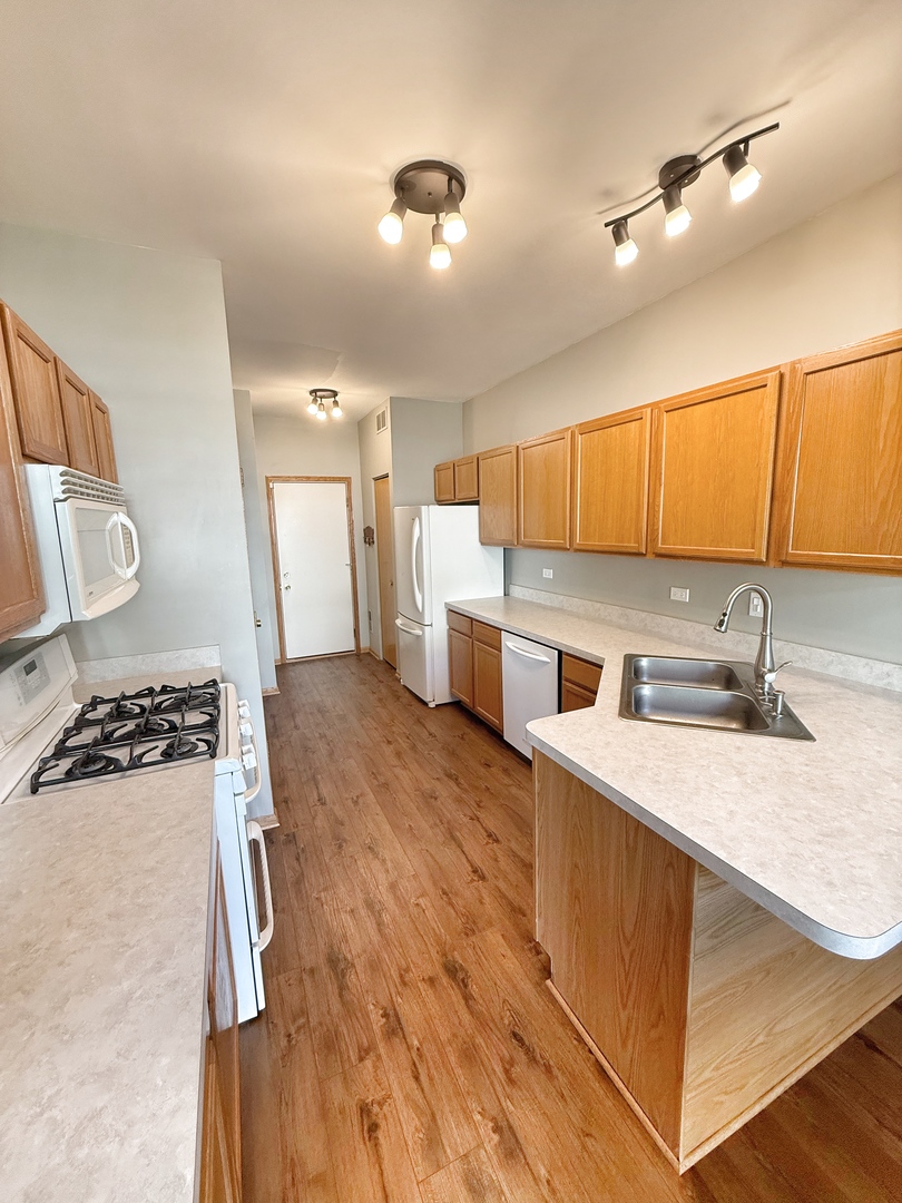 8416 Stratford Drive, Tinley Park, IL 60487