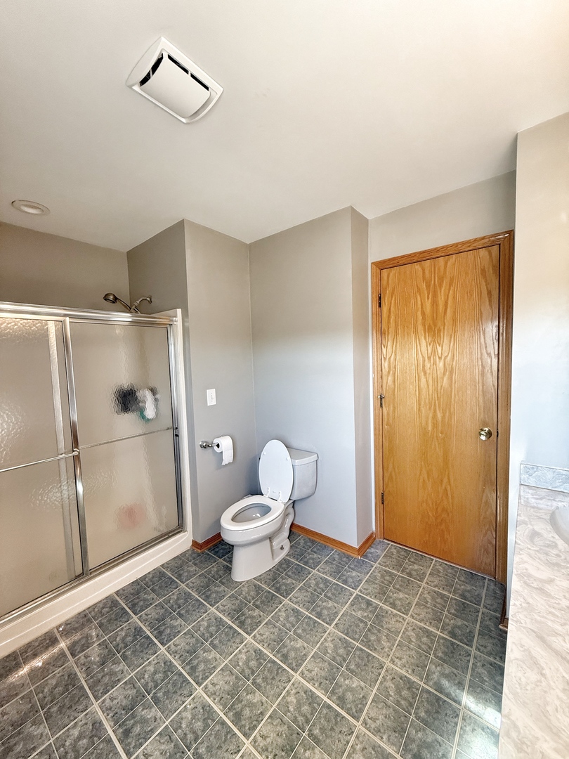 8416 Stratford Drive, Tinley Park, IL 60487