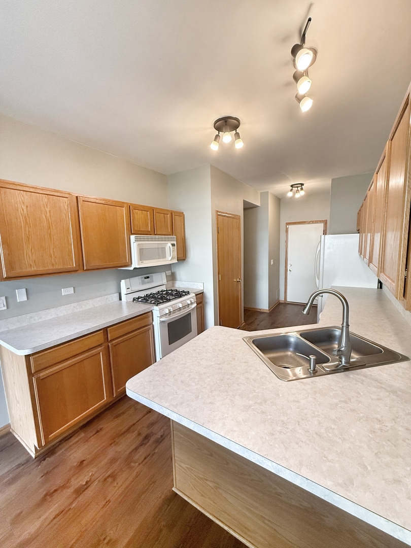 8416 Stratford Drive, Tinley Park, IL 60487