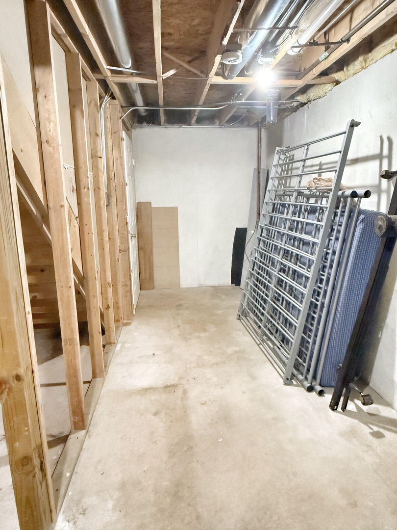 8416 Stratford Drive, Tinley Park, IL 60487