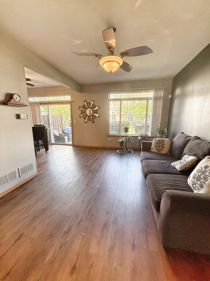 8416 Stratford Drive, Tinley Park, IL 60487