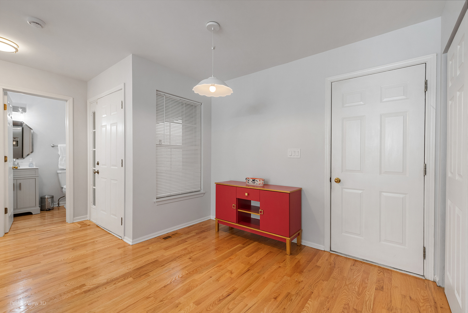 875 Mckenzie Station Drive, Lisle, IL 60532