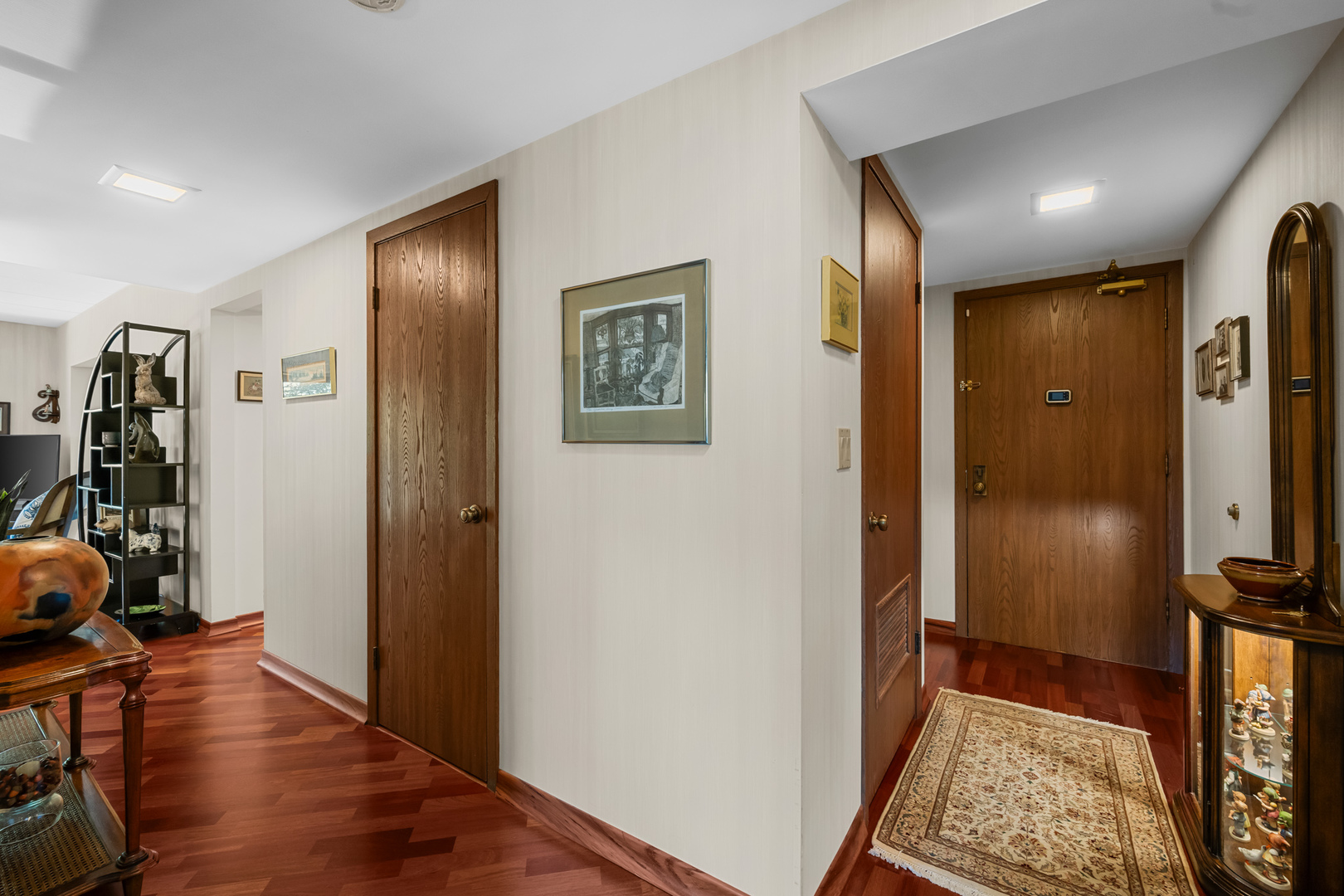 1491 Ashland Avenue #3NW, Des Plaines, IL 60016