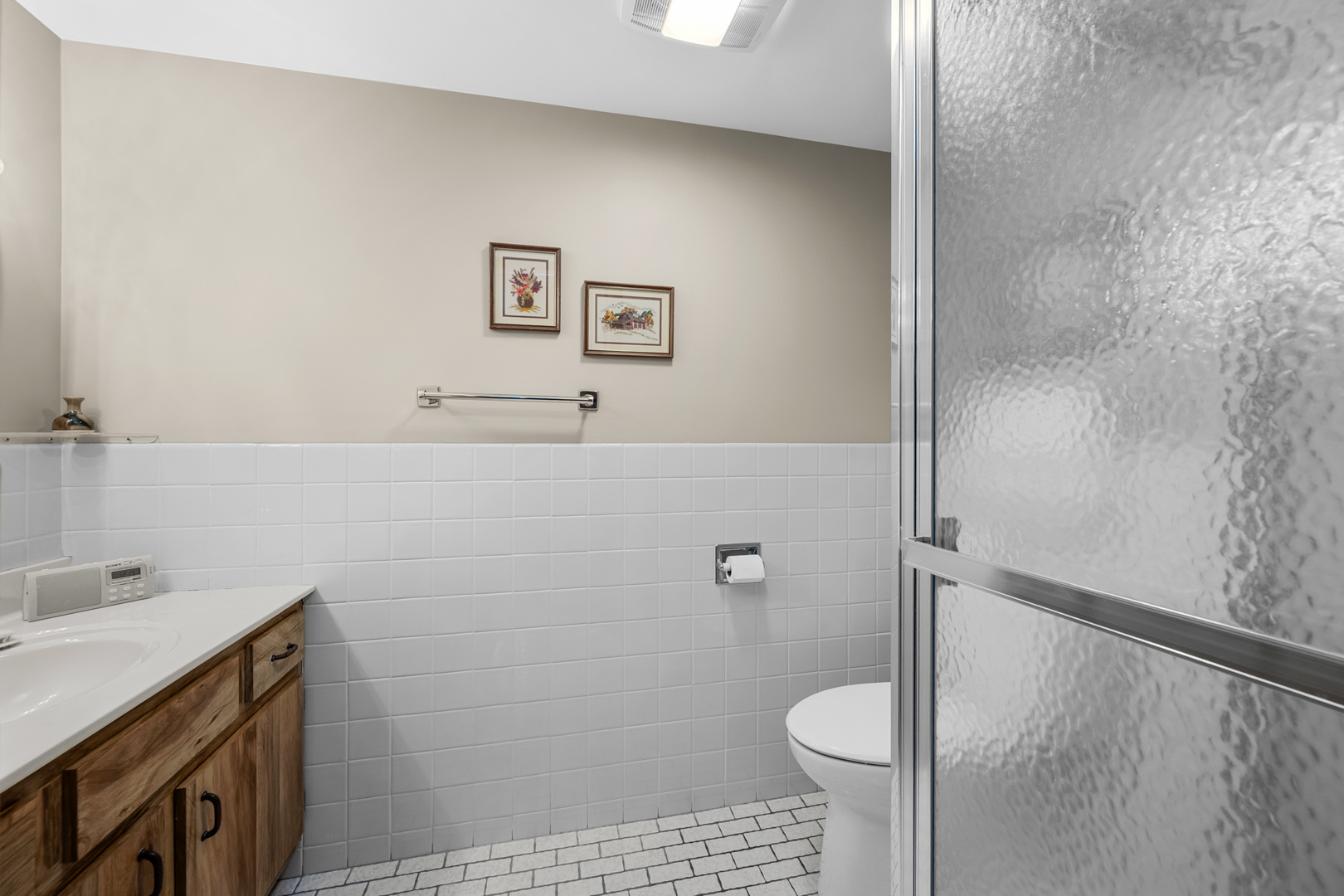 1491 Ashland Avenue #3NW, Des Plaines, IL 60016