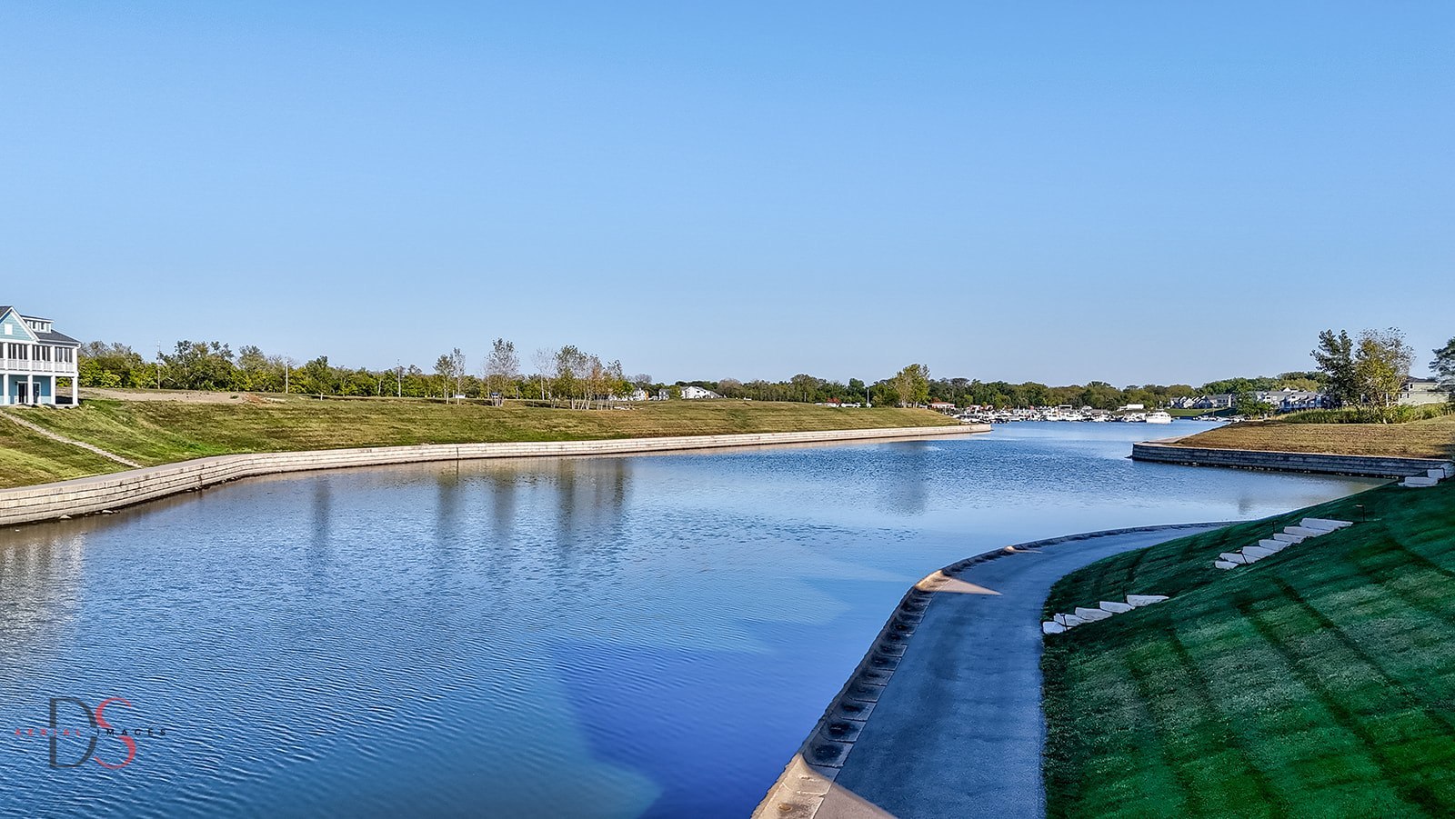 40 Waterside Way, Ottawa, IL 61350