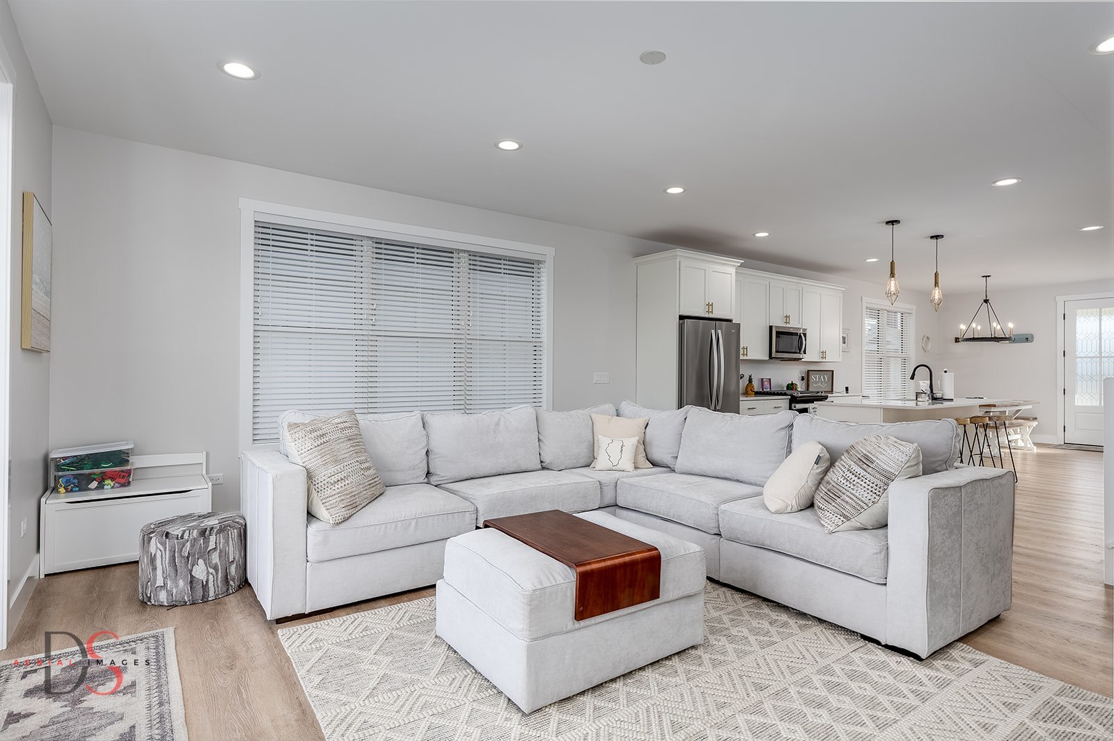 40 Waterside Way, Ottawa, IL 61350