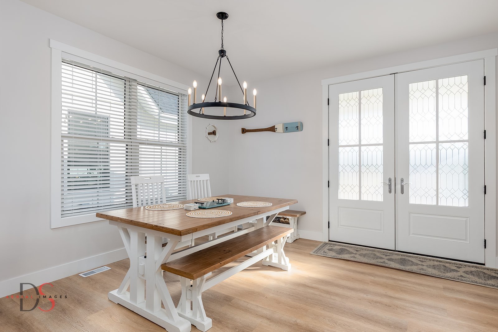 40 Waterside Way, Ottawa, IL 61350