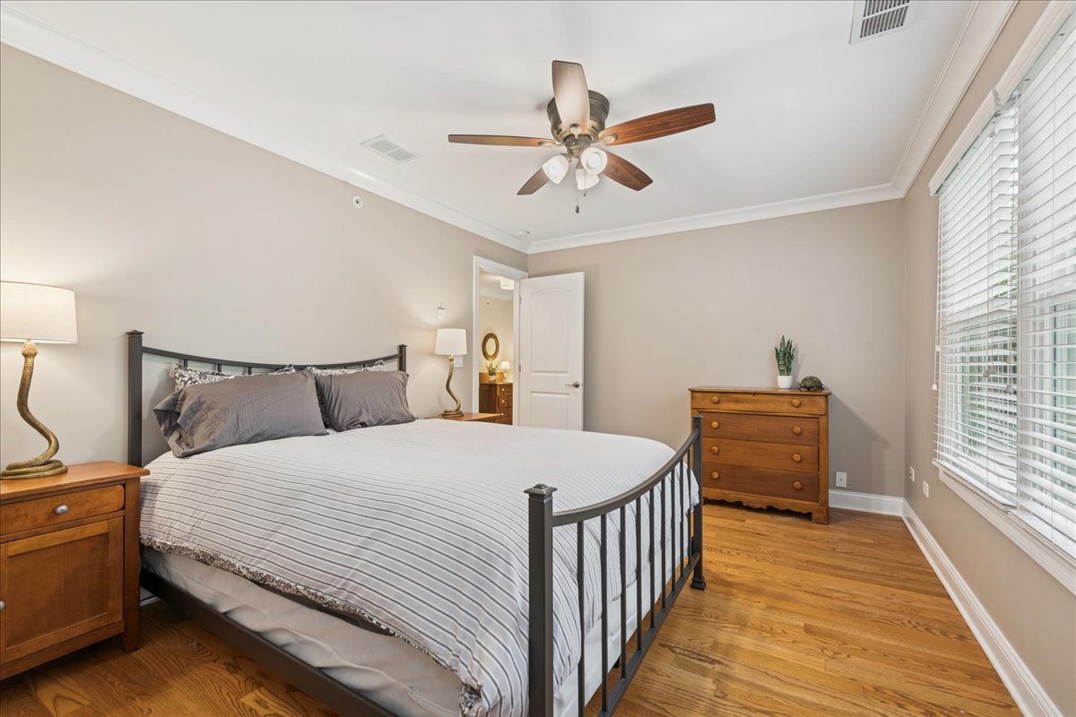 224 Newberry Avenue, Libertyville, IL 60048