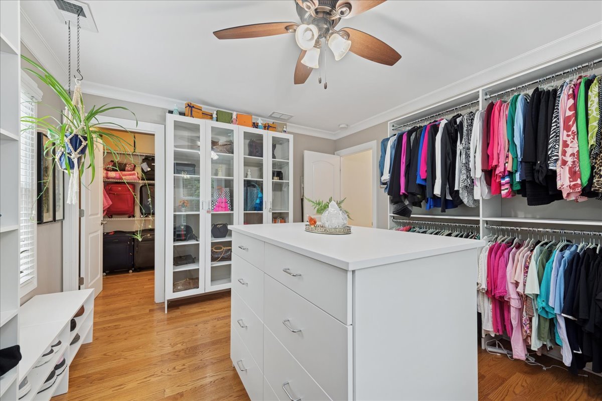 224 Newberry Avenue, Libertyville, IL 60048