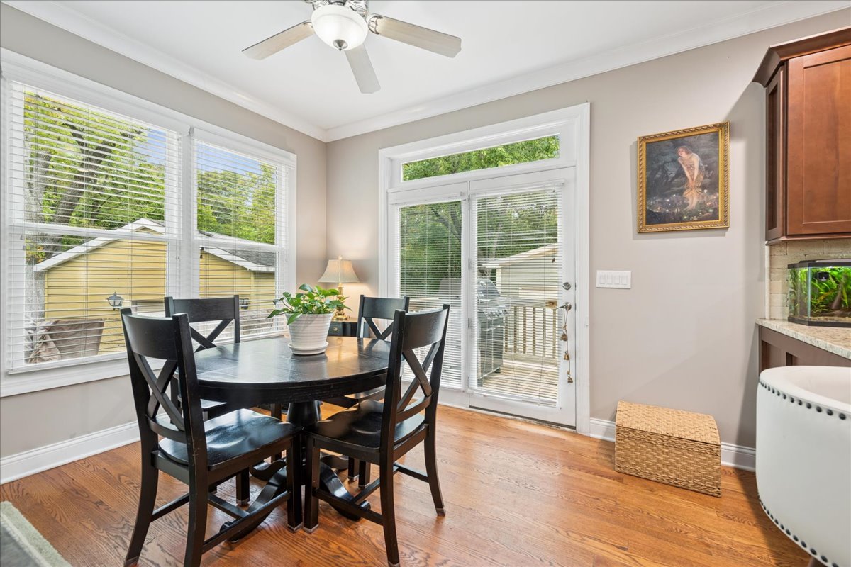 224 Newberry Avenue, Libertyville, IL 60048