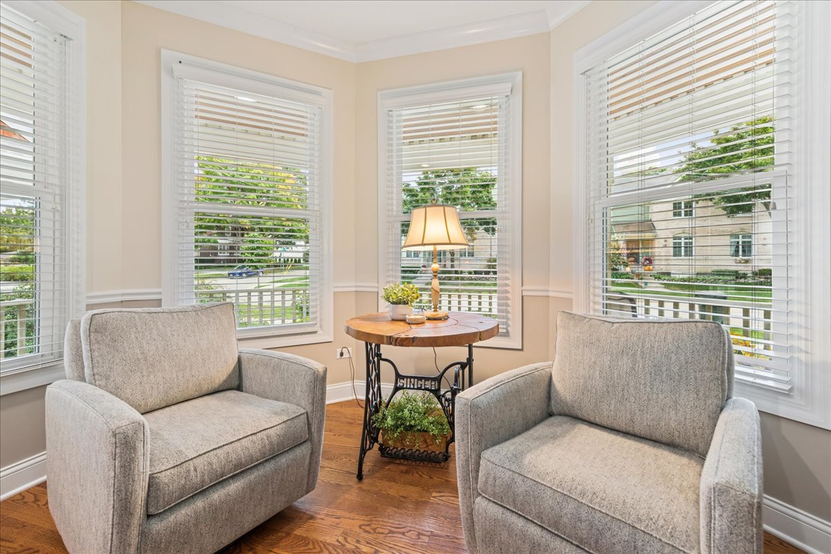 224 Newberry Avenue, Libertyville, IL 60048