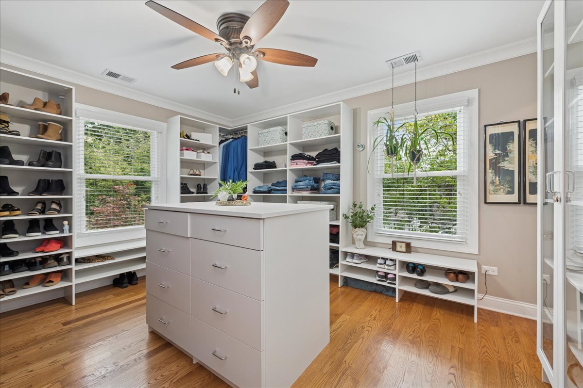 224 Newberry Avenue, Libertyville, IL 60048