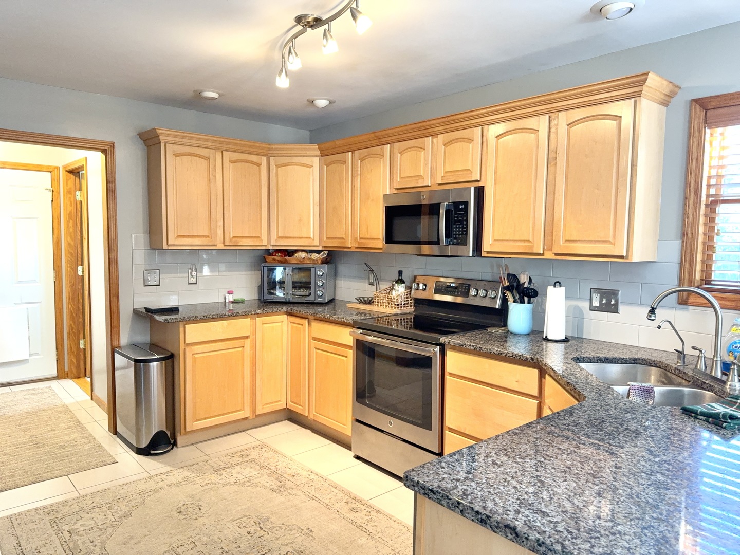 16555 Mclean Road, Danvers, IL 61732