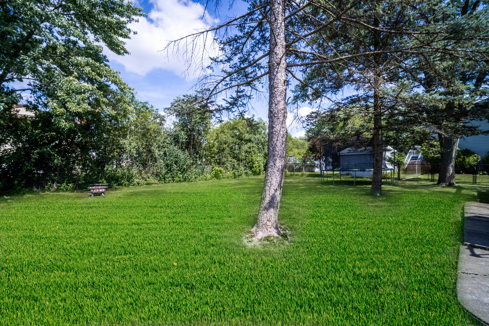 908 Jeffery Court, Schaumburg, IL 60193