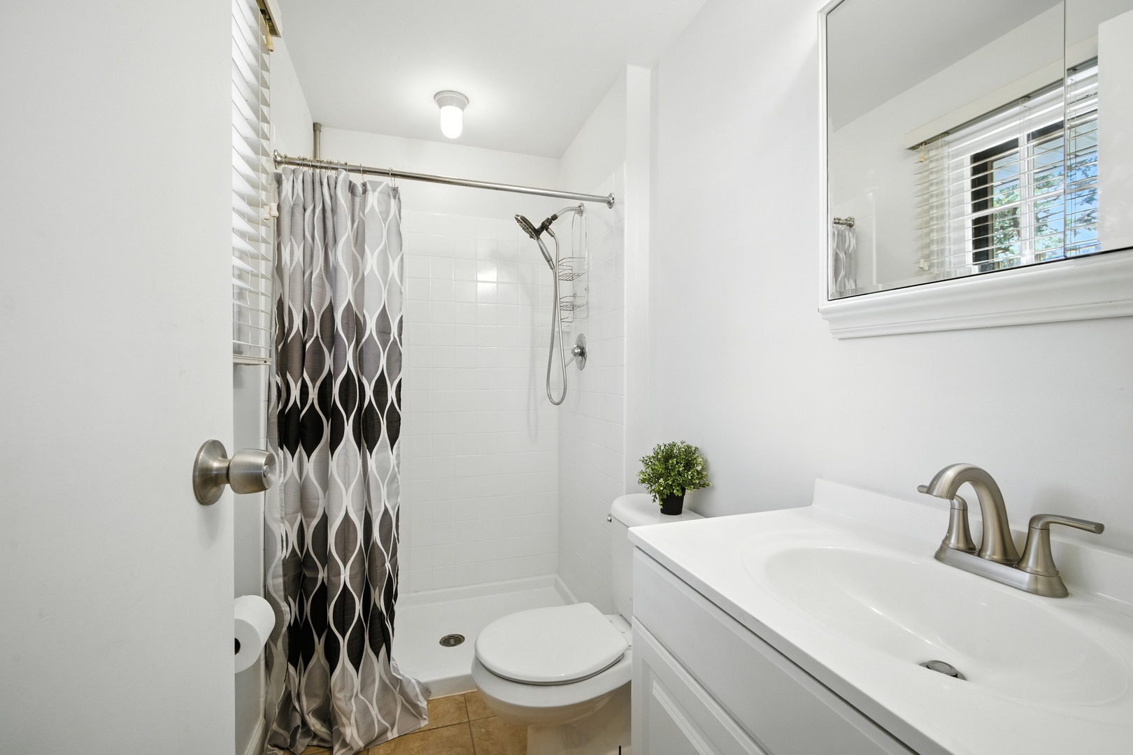 908 Jeffery Court, Schaumburg, IL 60193