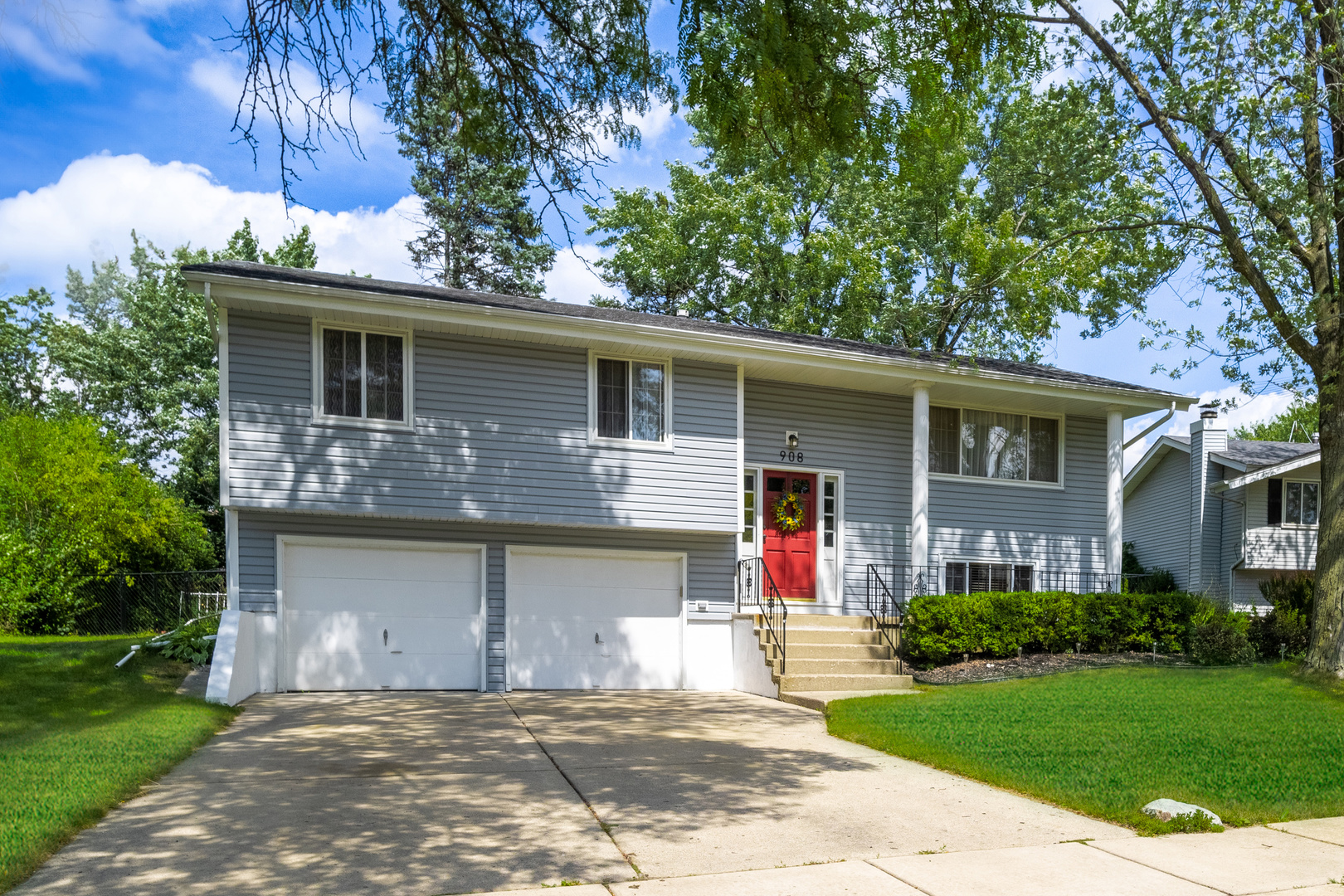 908 Jeffery Court, Schaumburg, IL 60193