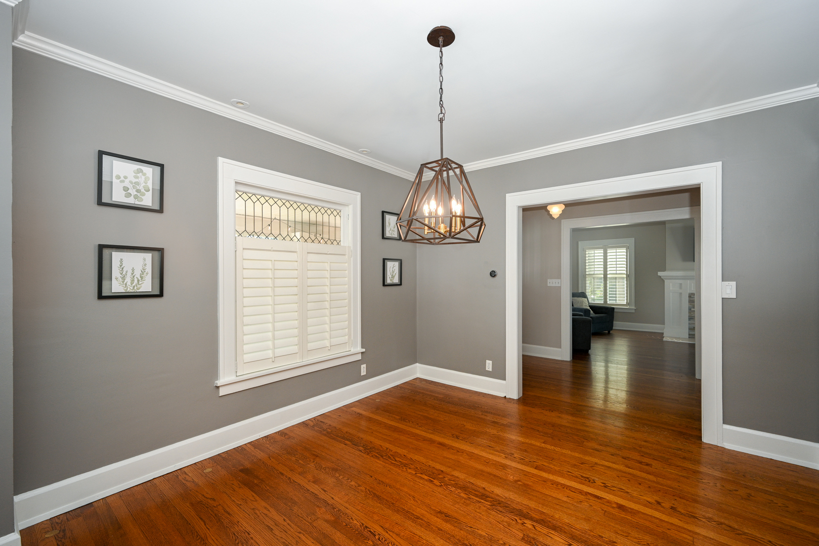 534 Western Avenue, Glen Ellyn, IL 60137