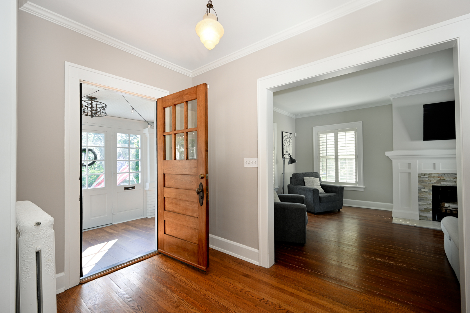 534 Western Avenue, Glen Ellyn, IL 60137