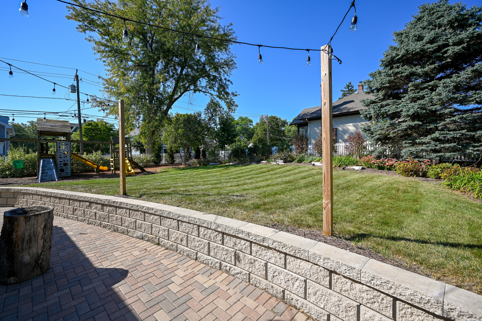 534 Western Avenue, Glen Ellyn, IL 60137