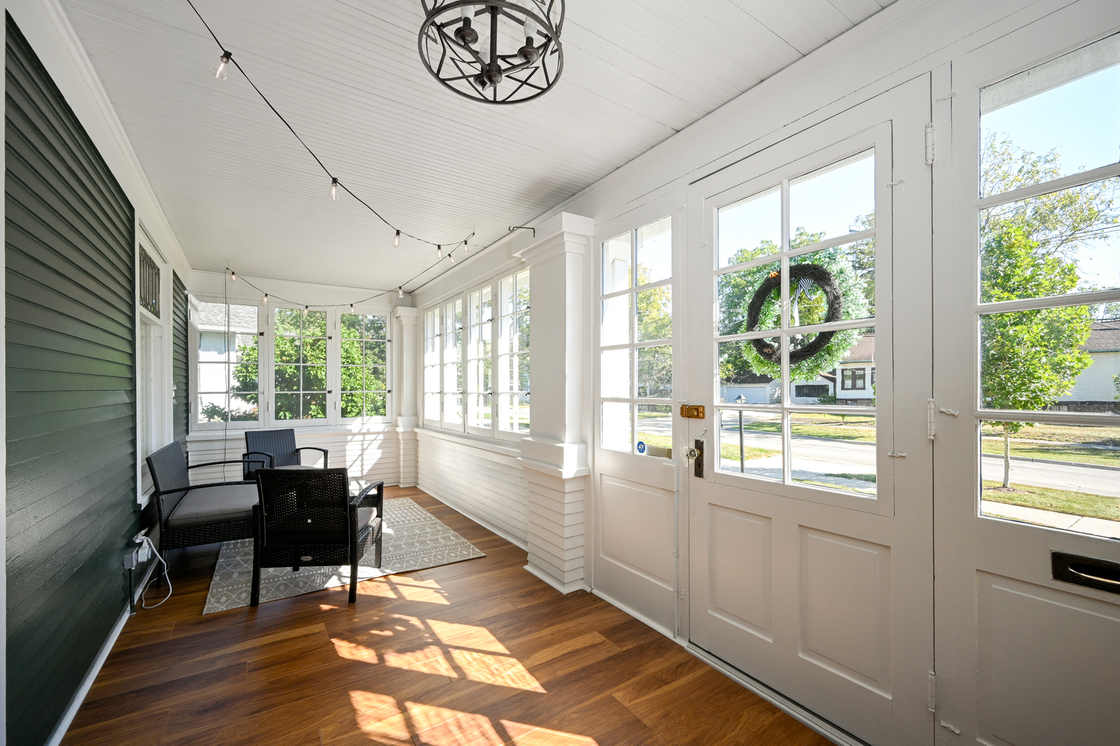 534 Western Avenue, Glen Ellyn, IL 60137