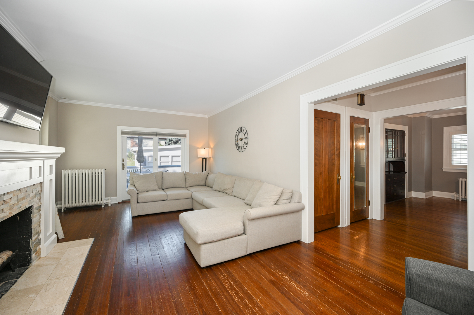 534 Western Avenue, Glen Ellyn, IL 60137