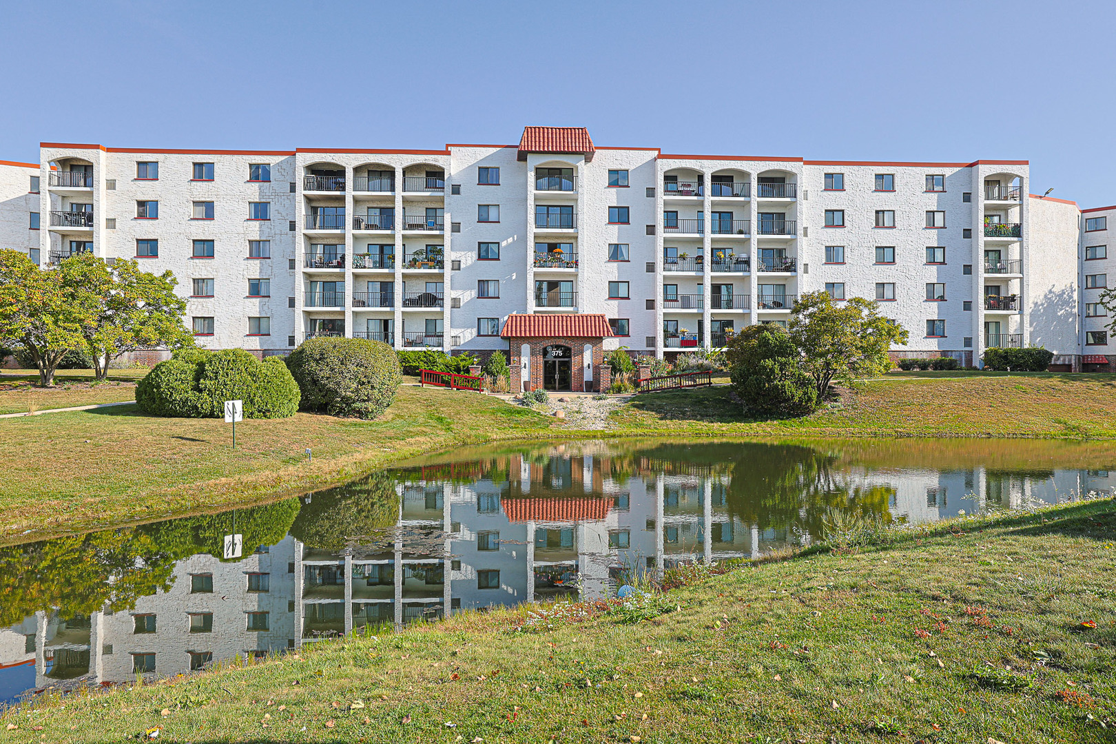 375 Plum Creek Drive #501, Wheeling, IL 60090