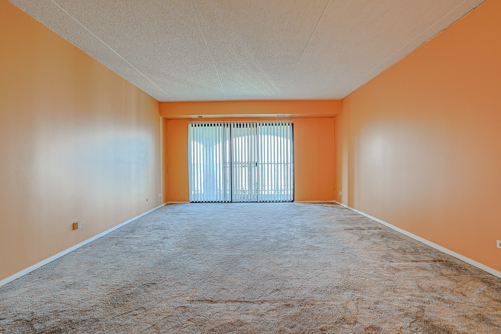 375 Plum Creek Drive #501, Wheeling, IL 60090