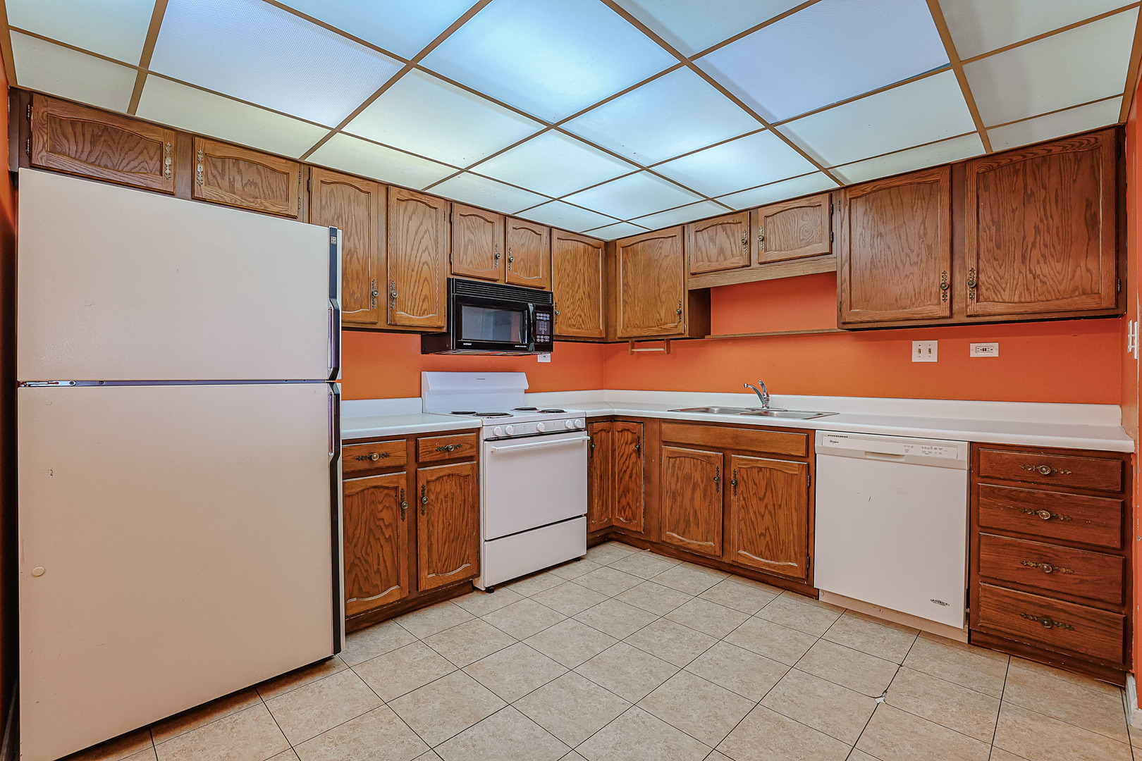 375 Plum Creek Drive #501, Wheeling, IL 60090