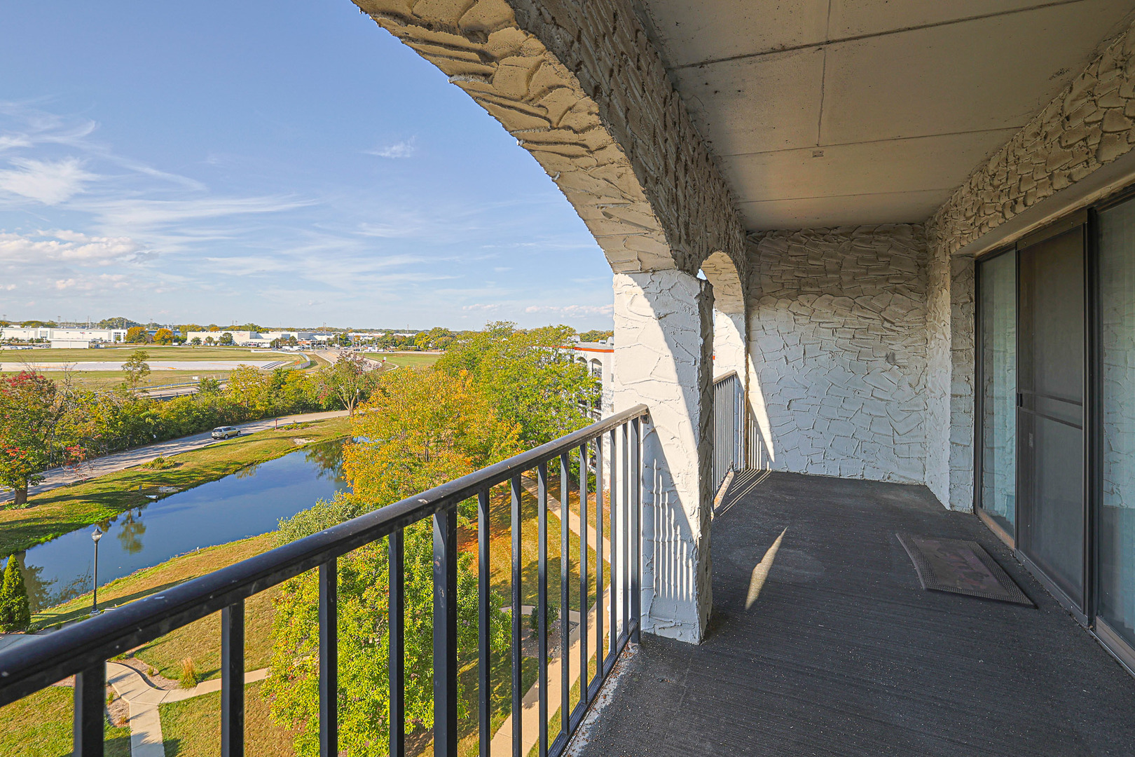 375 Plum Creek Drive #501, Wheeling, IL 60090