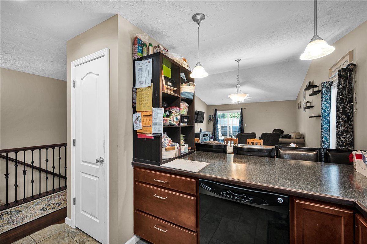 1017 Wartburg Drive, Bloomington, IL 61704