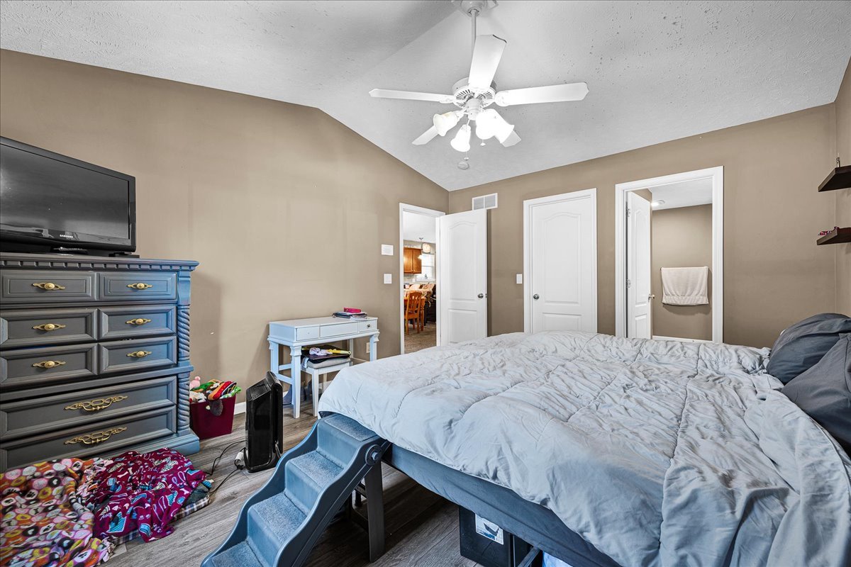 1017 Wartburg Drive, Bloomington, IL 61704